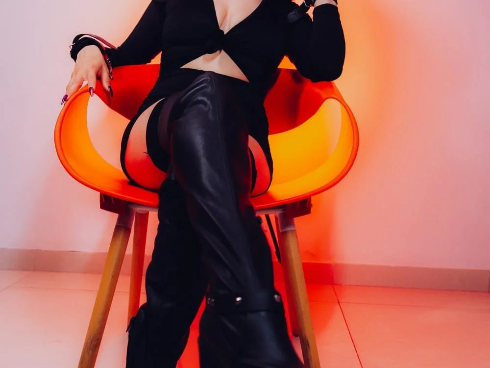 Violeta_white_'s Offline XXX Chat