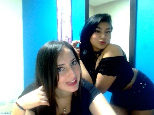 luna__bigass' Offline XXX Chat