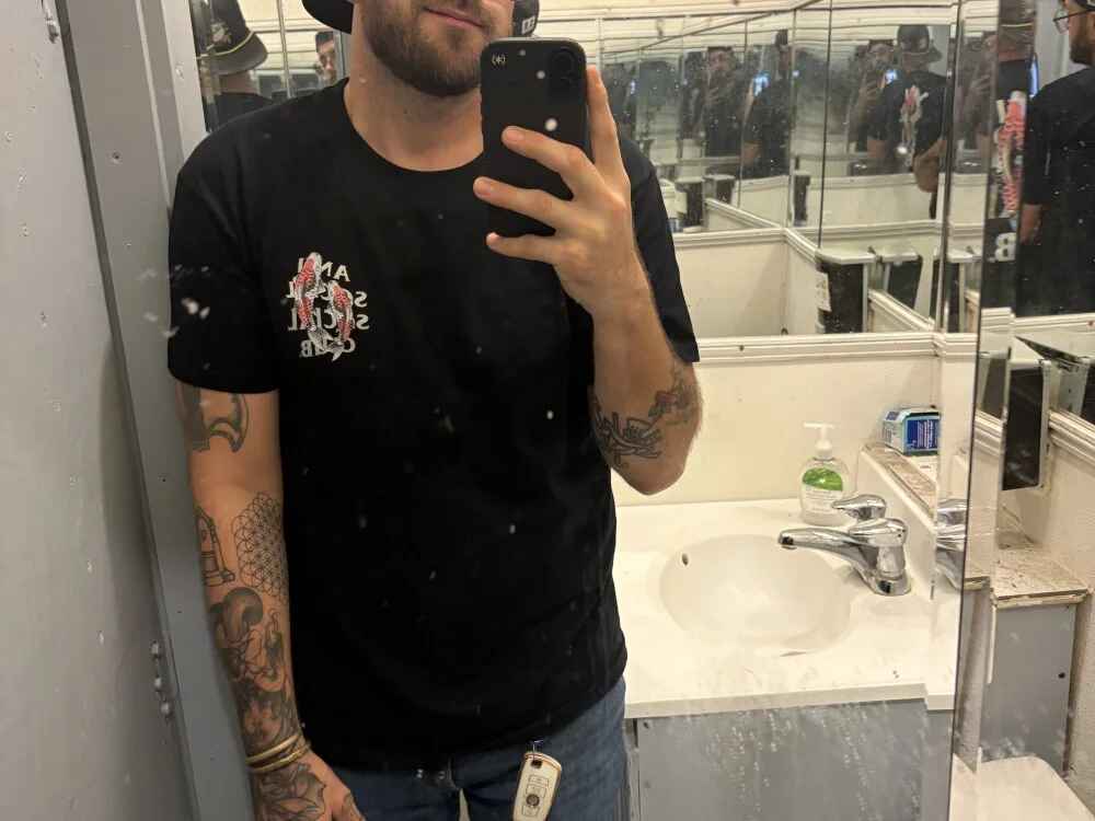 Офлайн-чат XXX DaddyTyStrokez