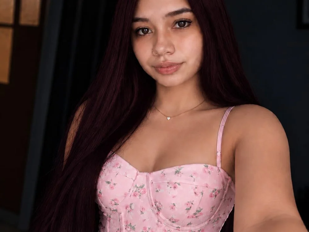 samantha_bigtitsのオフラインXXXチャット
