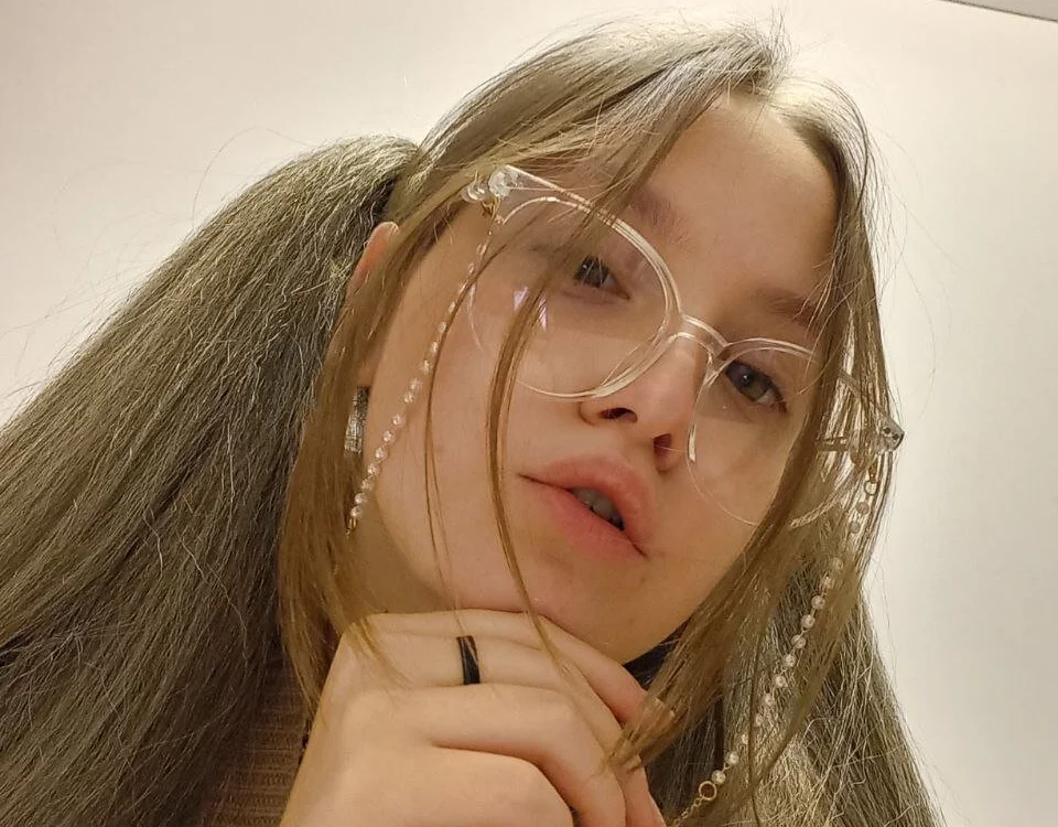 Mi_quna: офлайн-секс-чат