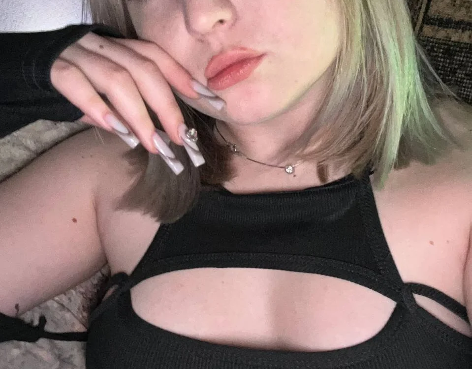 KArinaQRose offline chatrum