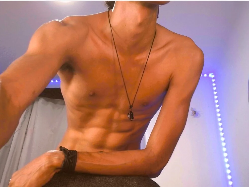 Predator_Shark 離線 XXX 聊天