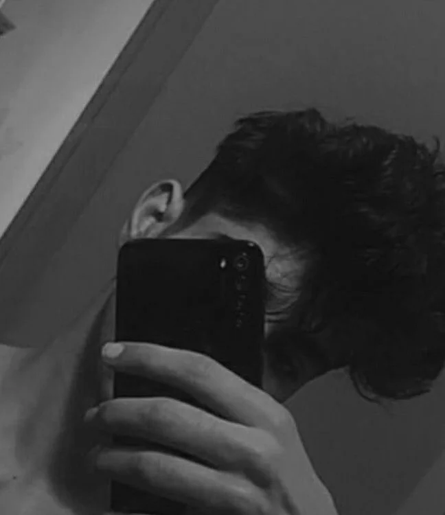 sexyboii_9 Obrolan XXX Offline