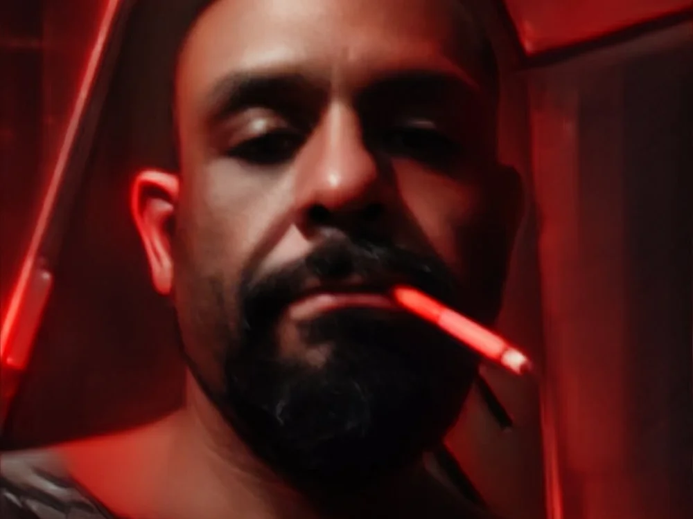 AlejandroMini_iml's Offline Chat Room