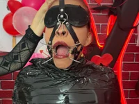 Модель SUBMISSION_BDSM