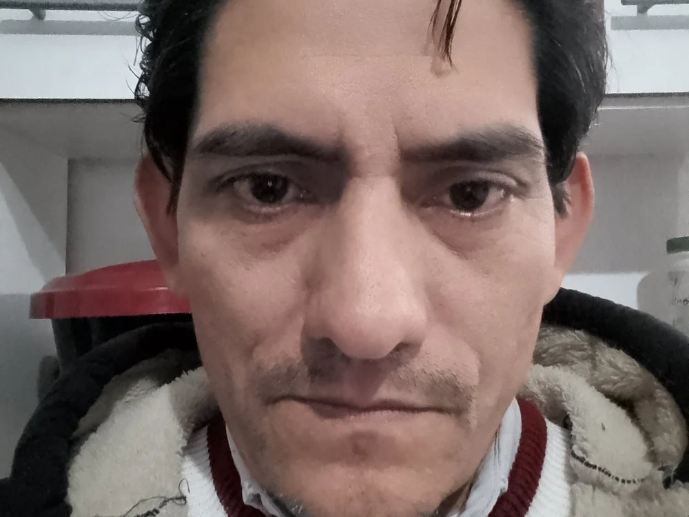 casado_libre_79's Offline XXX Chat