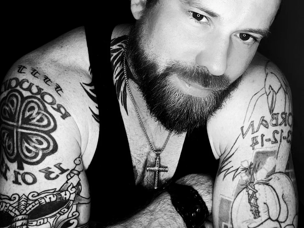 LokiTheKinkySwitch's Offline XXX Chat