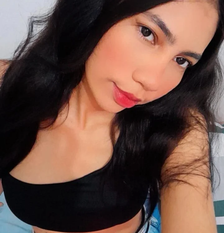 Lovely_Aray's Offline Chat Room