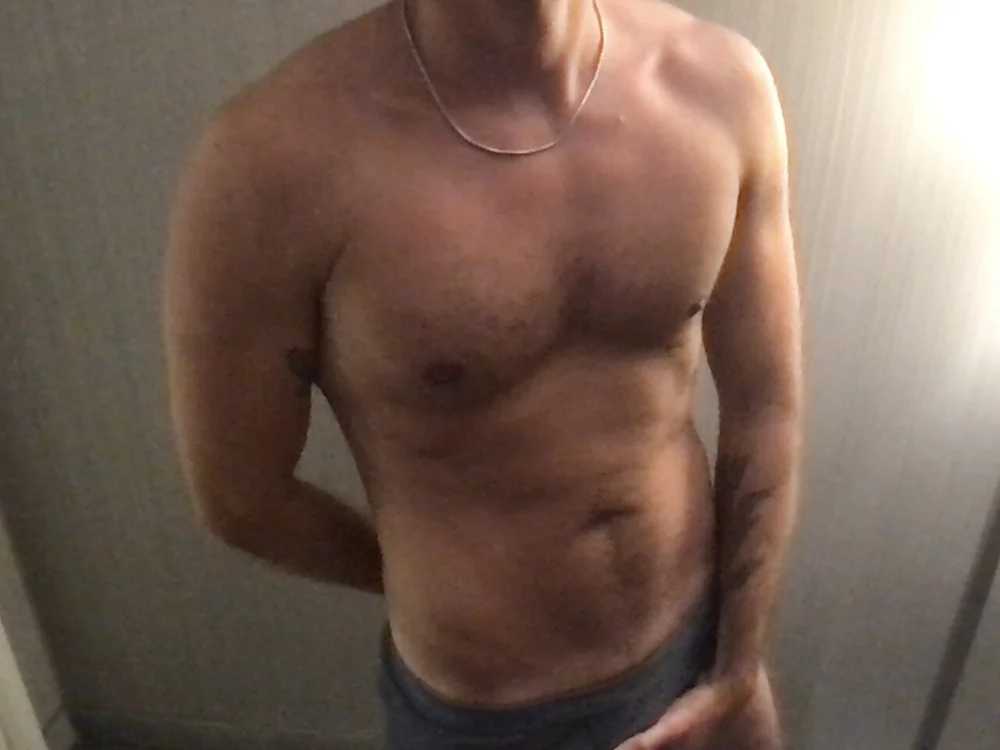 hornyvisitor264's most recent online preview