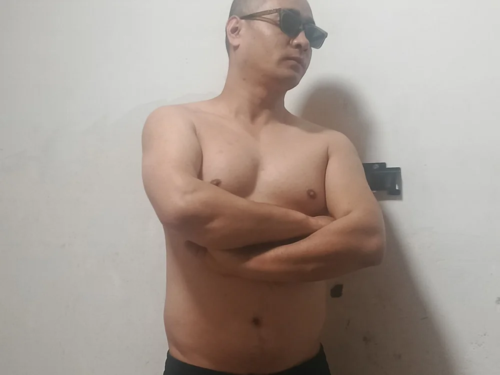 ly173521 Chat XXX Ngoại tuyến