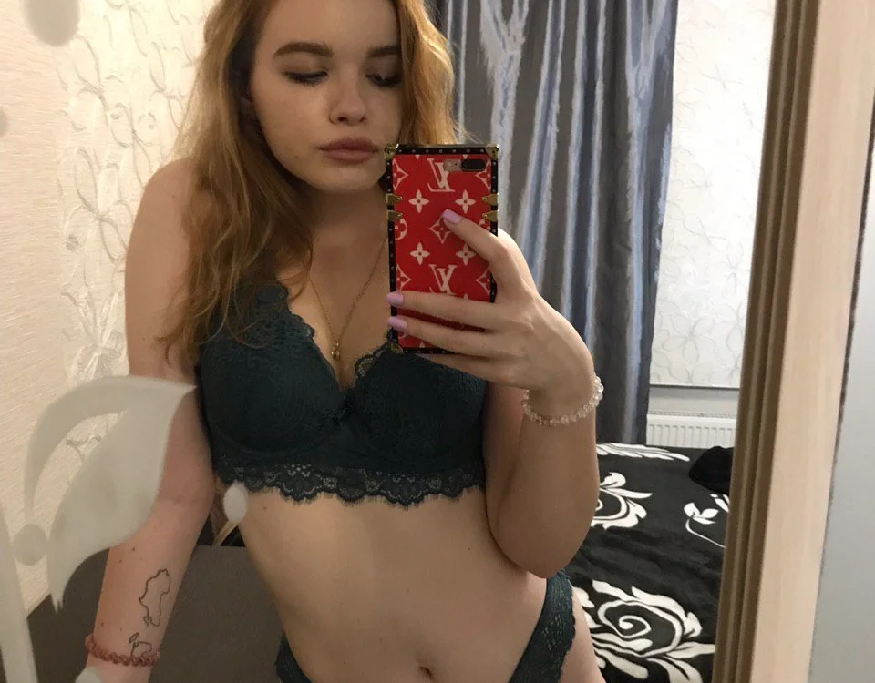 abby_carlile's Offline XXX Chat