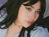 mia_yeager's webcam live show