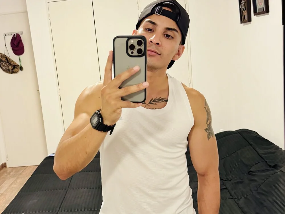 Matwolf77 Offline XXX Chat