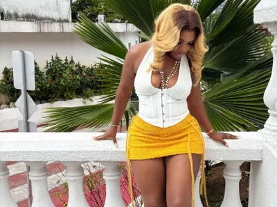 Slimthick2_9 private show