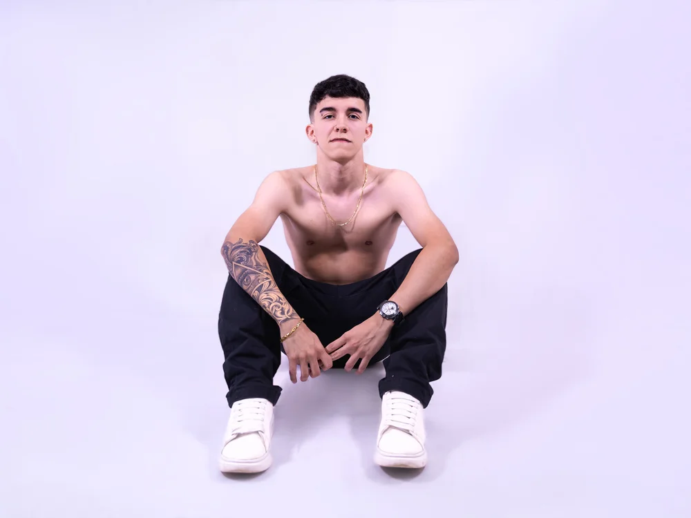 Offline XXX chat Tristan_Kane