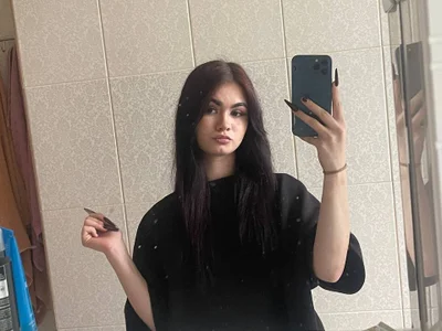MyOliLove Couple Handjob Online Cam Sex