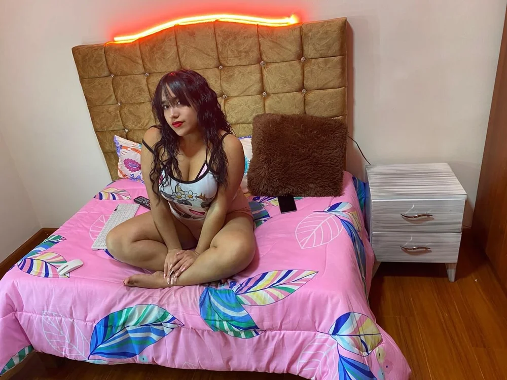 alisongomez_'s Offline XXX Chat