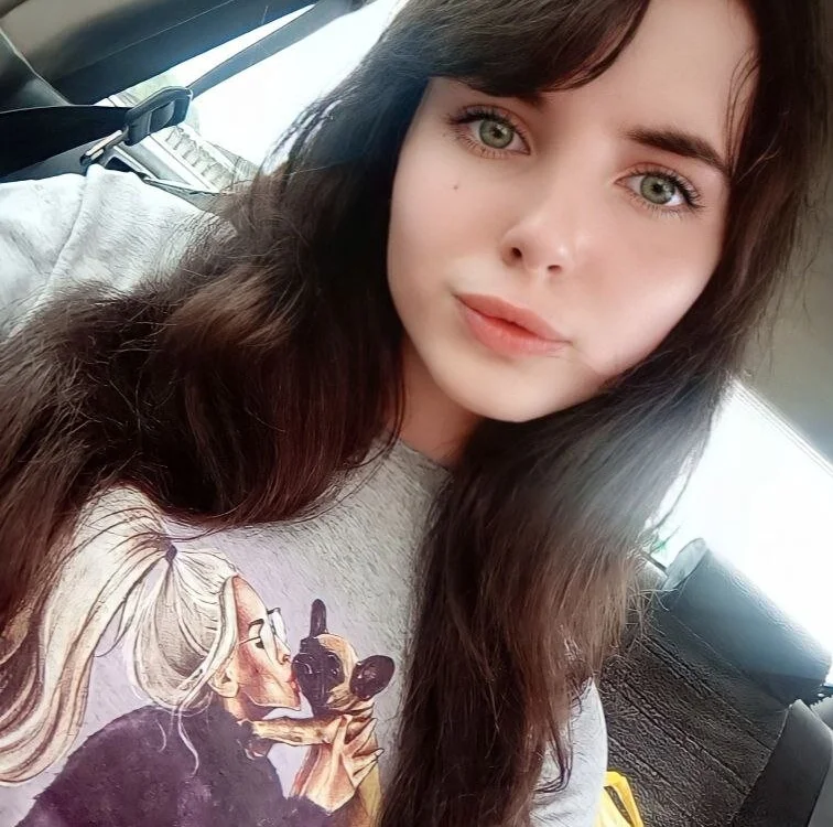 Jeniferka Offline XXX Chat