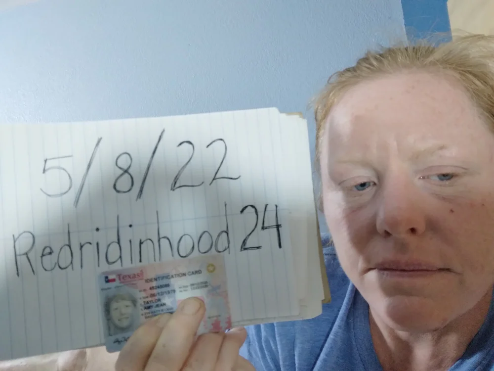 Redridinhood24's Offline XXX Chat