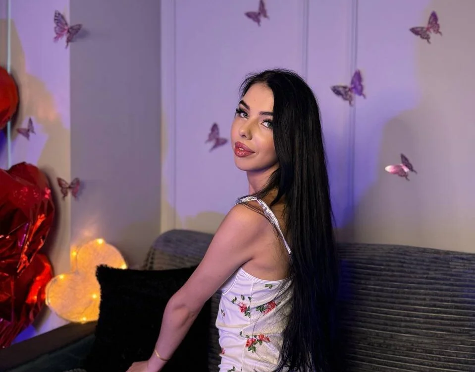 _GoddessJulia_'s Offline Chat Room