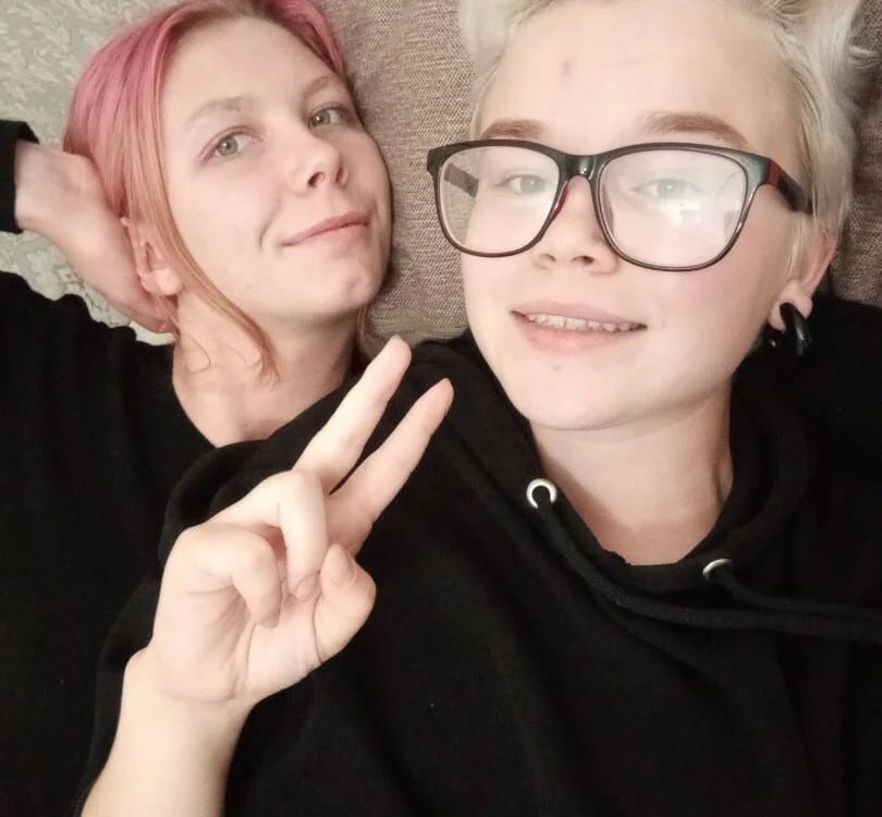 nata_luza's Offline Chat Room