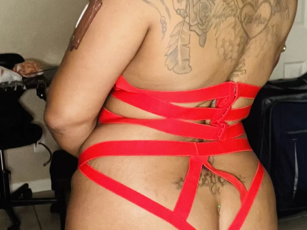 _killakiss' Offline XXX Chat