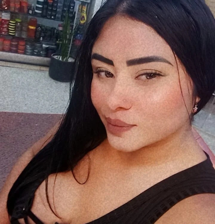 Chicalatinahot's Offline XXX Chat