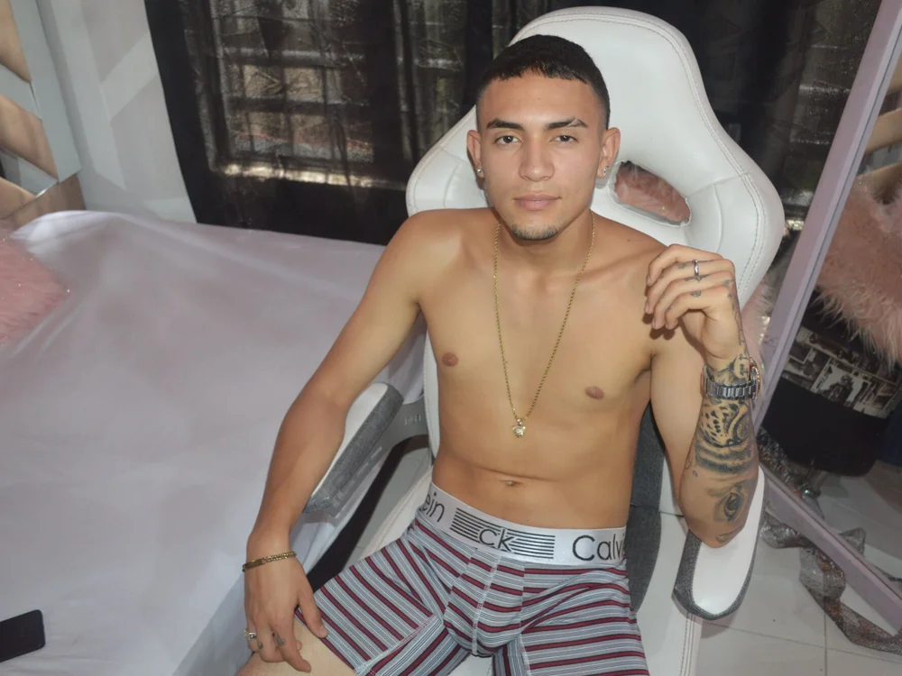 BrunoCruzz_ offline chatrum