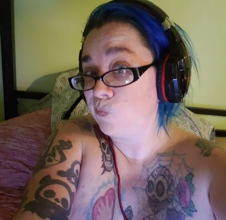 inkedkitty's Offline Chat Room