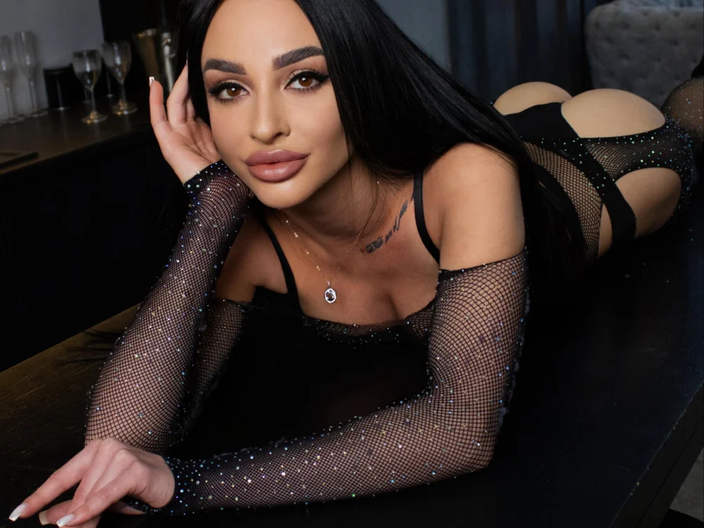 veloursasha's Offline Chat Room