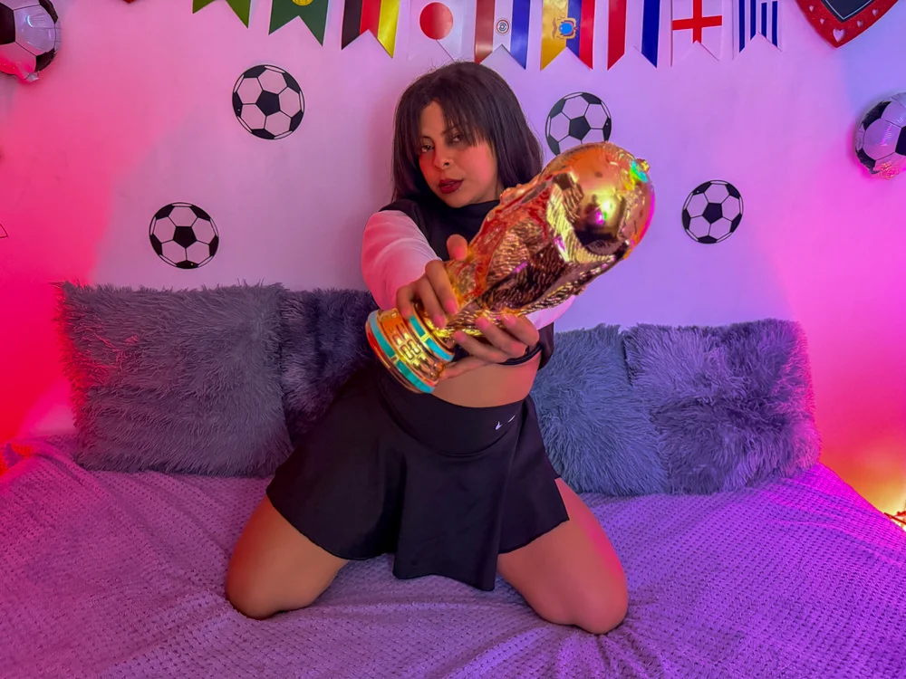 MiaCollinssx's Live XXX Chat