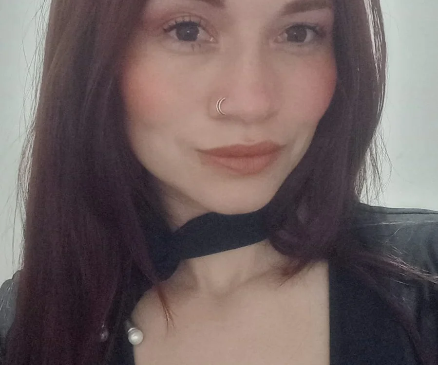 Alanna_Davis8 offline chatrum