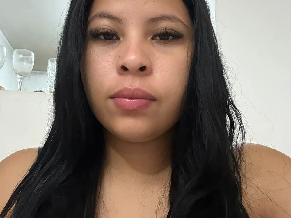 Mia-squirtt offline chatrum