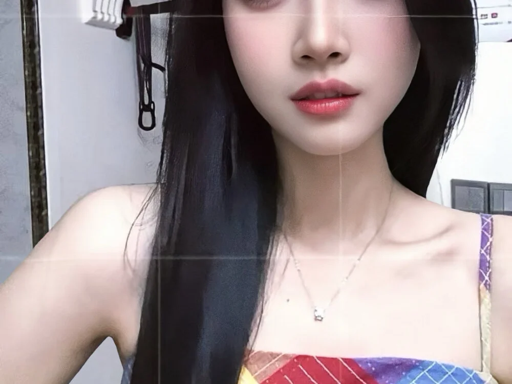 MAMAMOO-01 Chat XXX offline