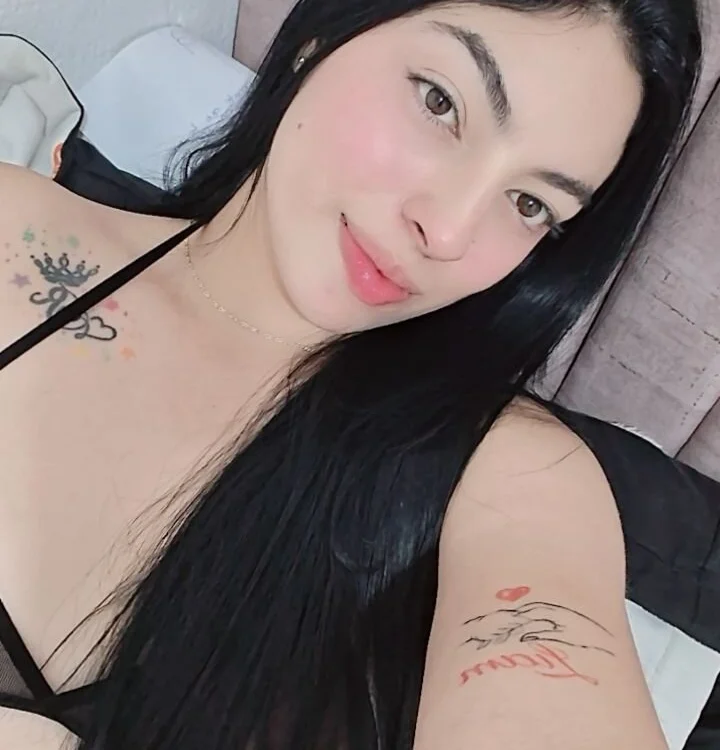 Ashly_bloom_n Offline XXX chat