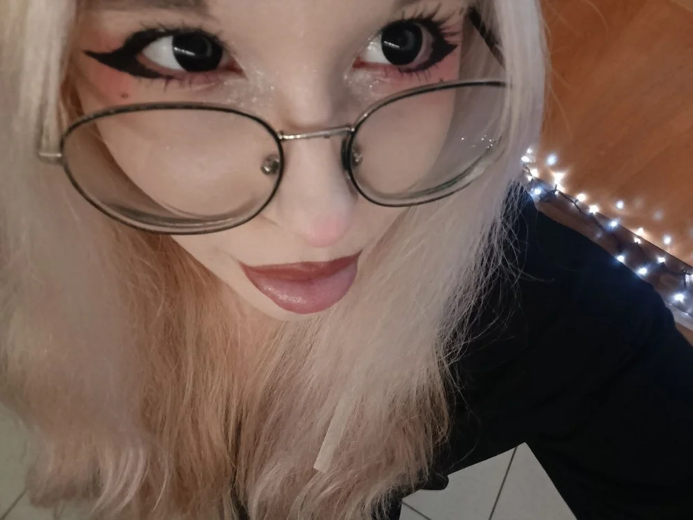 ArletteHals' Offline XXX Chat