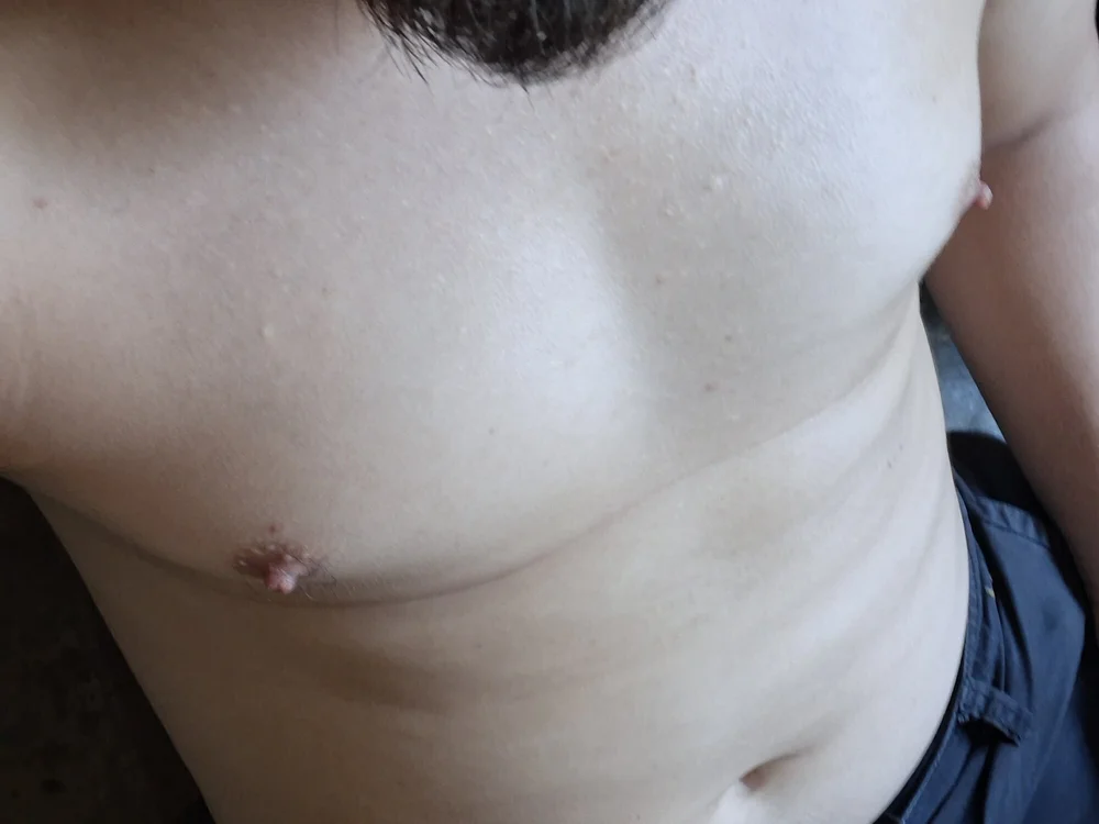 alealyzxz Offline XXX Chat