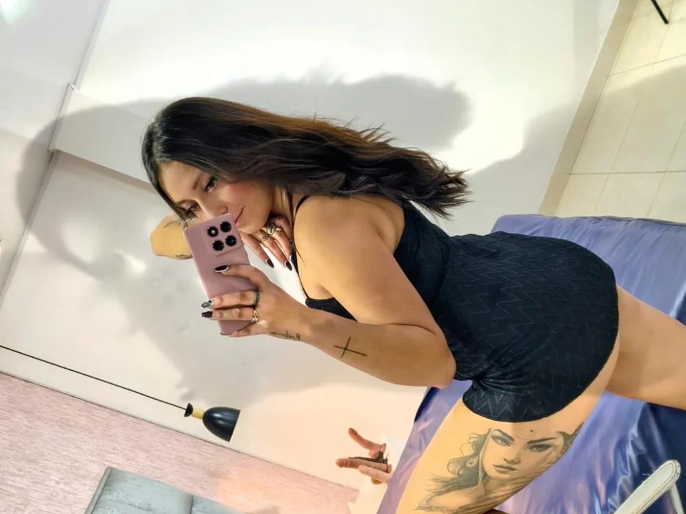 Czat XXX offline – Rosse_Miller1