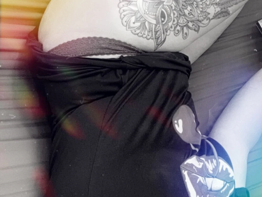 lylylatigresse33 离线XXX聊天