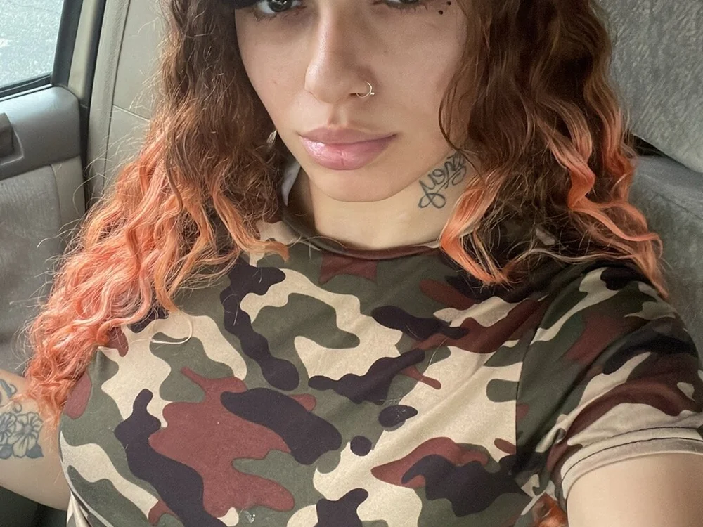 lilstormie's Offline Chat Room