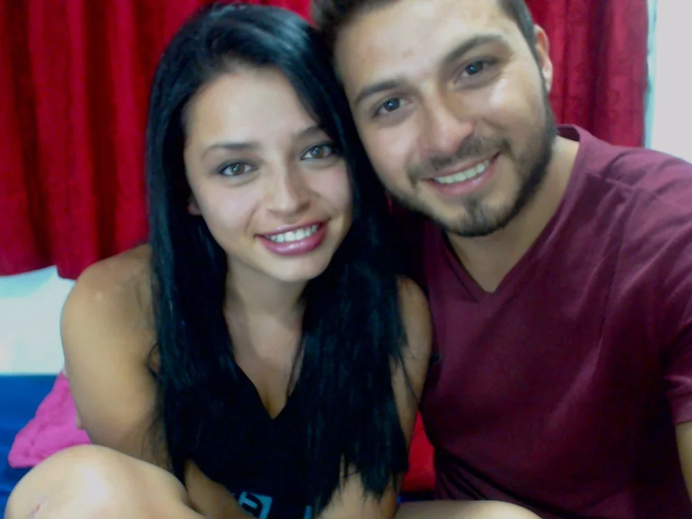 AliceNReinel Offline Chatraum