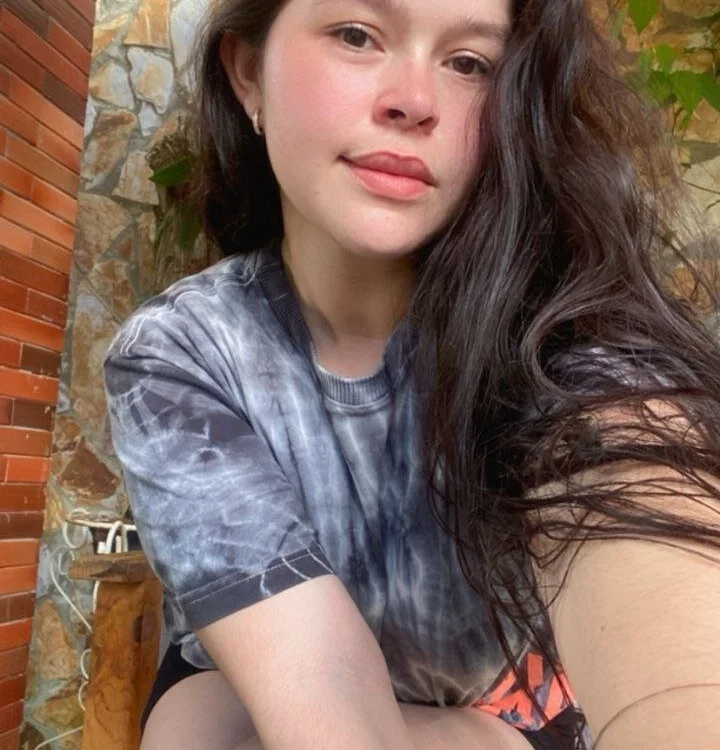Sara_Pasquel offline chatrum