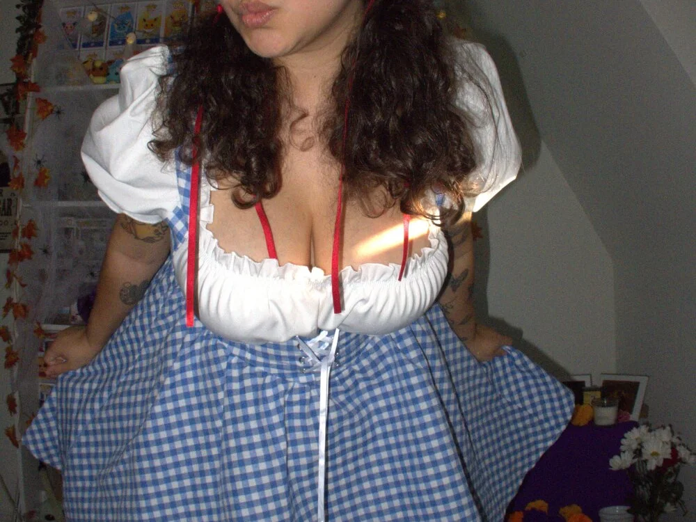 Sweet_sully__: офлайн-секс-чат