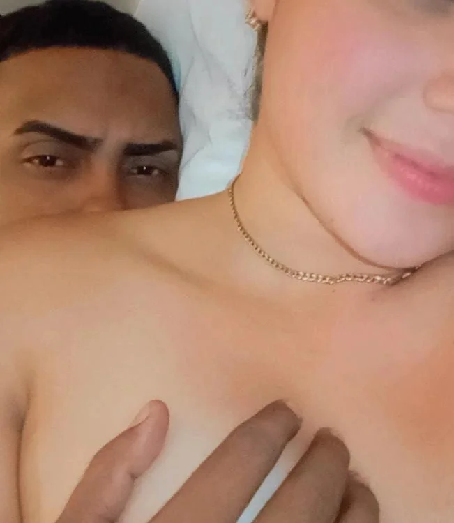 manandhiswife Adlı Modelin Çevrimdışı XXX Sohbeti