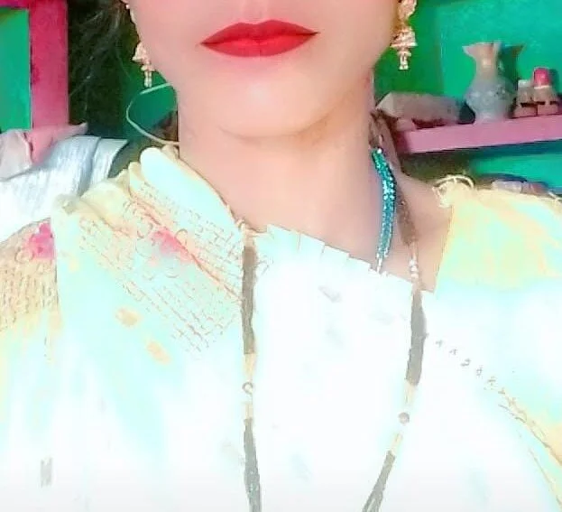 Karisma_ji: офлайн-секс-чат