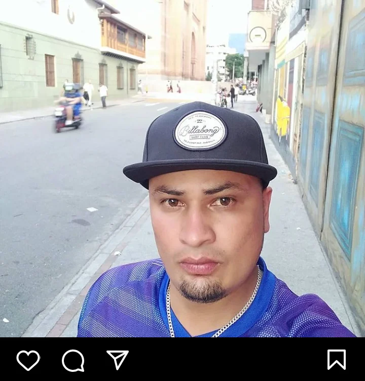 Yovanymartinezn Offline XXX chat