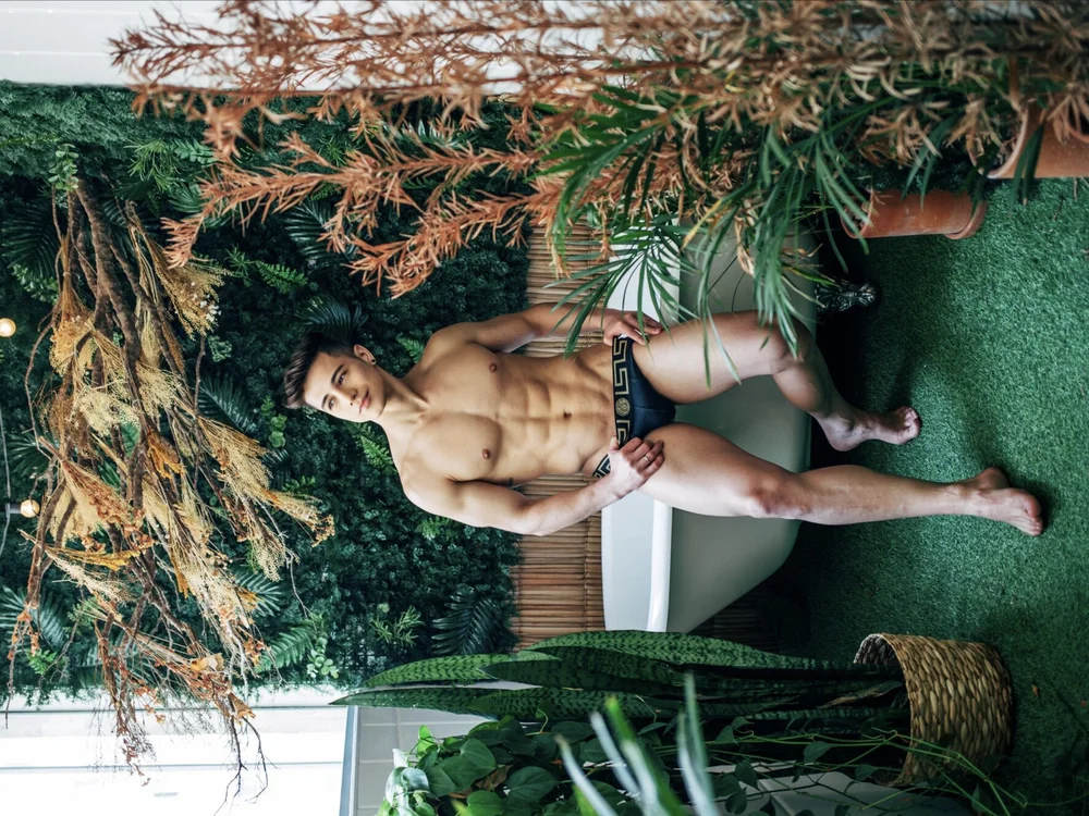 willcooltier Offline XXX Chat