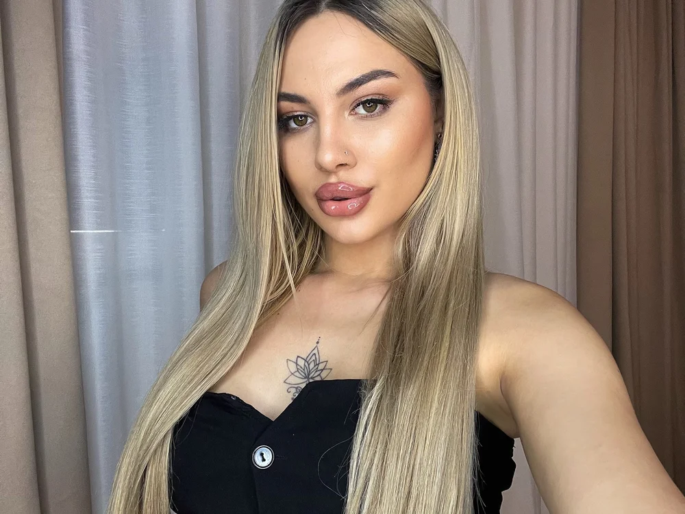 غرفة دردشة DariaSellen دون اتصال