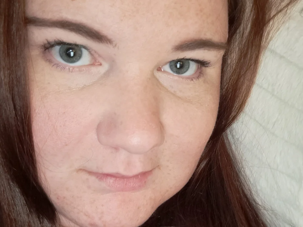 curvesandfreckles' Offline XXX Chat